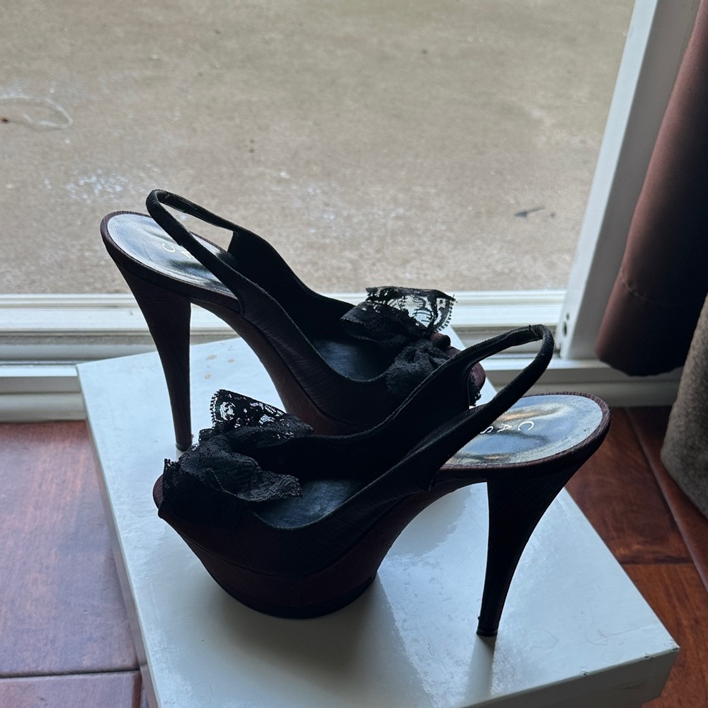 Casadei deep Burgundy high Heels with black Lace Bows / Made in Italy - Picture 9 of 10